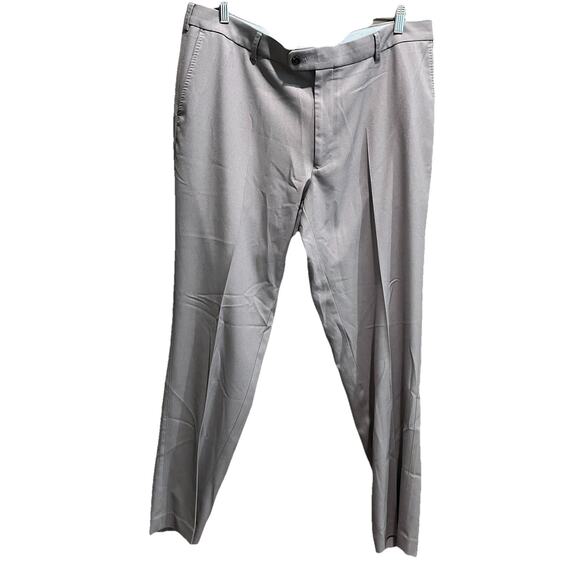 Peter Millar Crown Crafted Gray 100% Poly Pleated Men's Chino Pants Size 40/32 - Picture 1 of 6